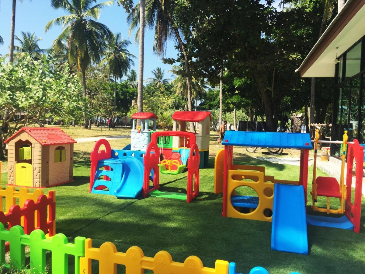 Racha Island Resort Ko Racha Yai Екстериор снимка